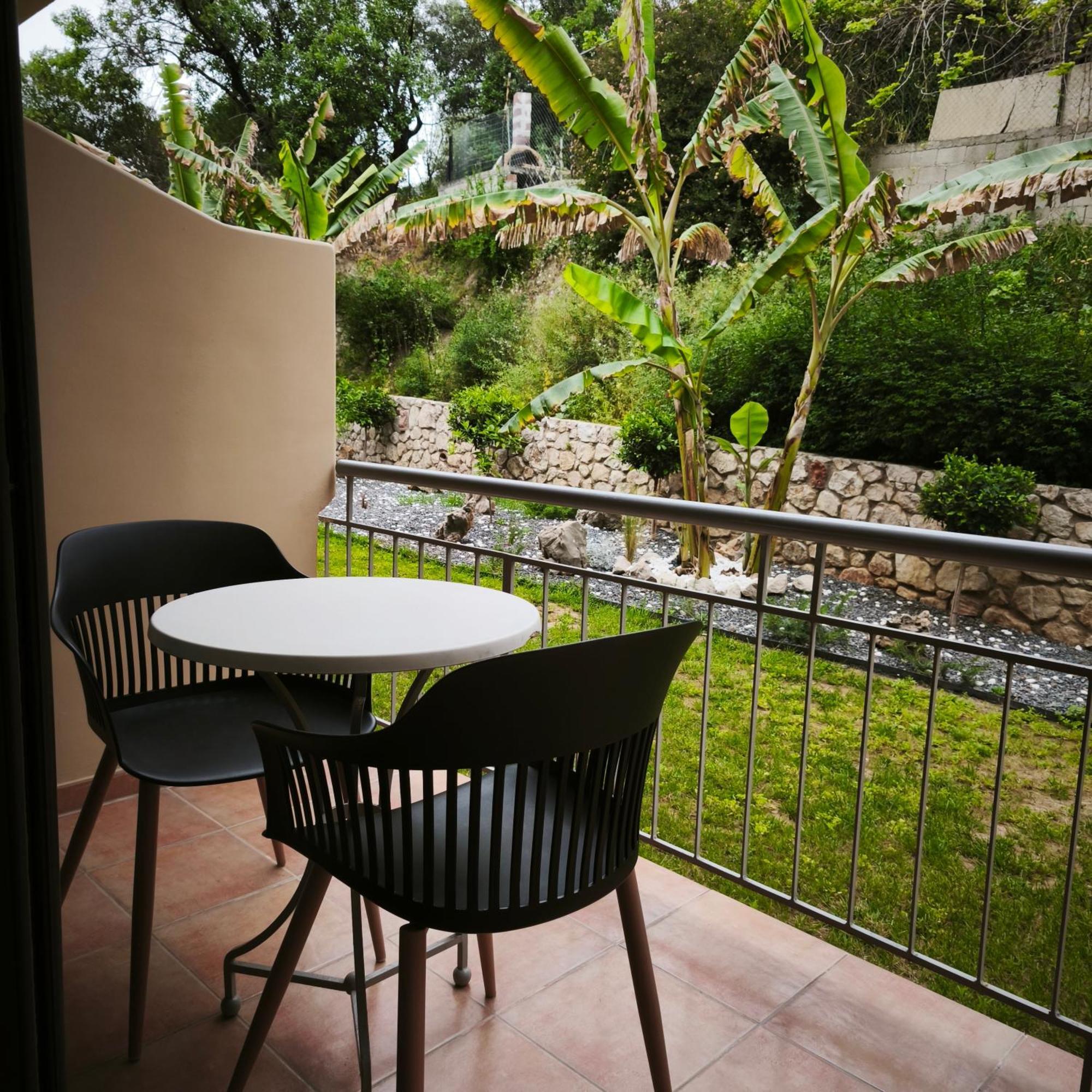 Apollon Hotel تولو المظهر الخارجي الصورة