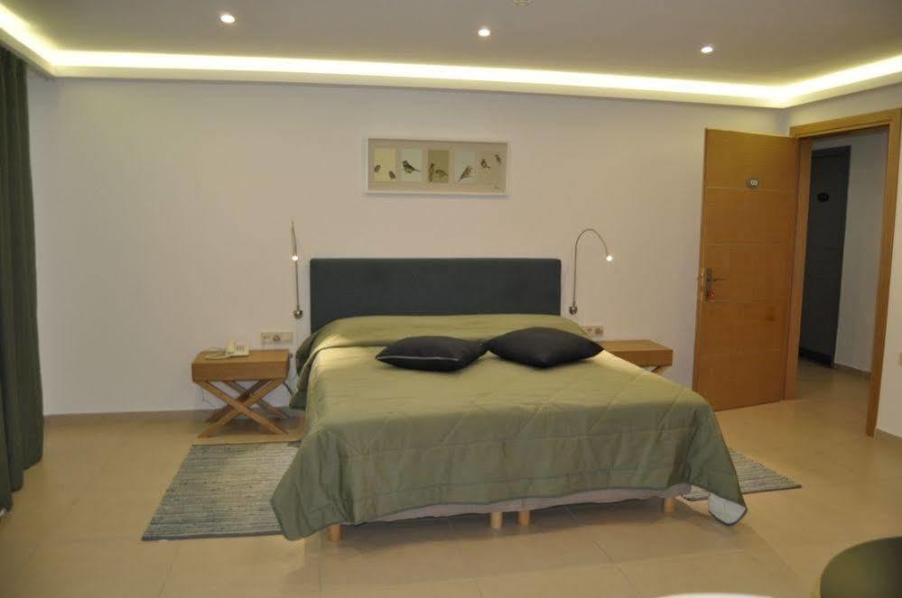 Apollon Hotel تولو المظهر الخارجي الصورة